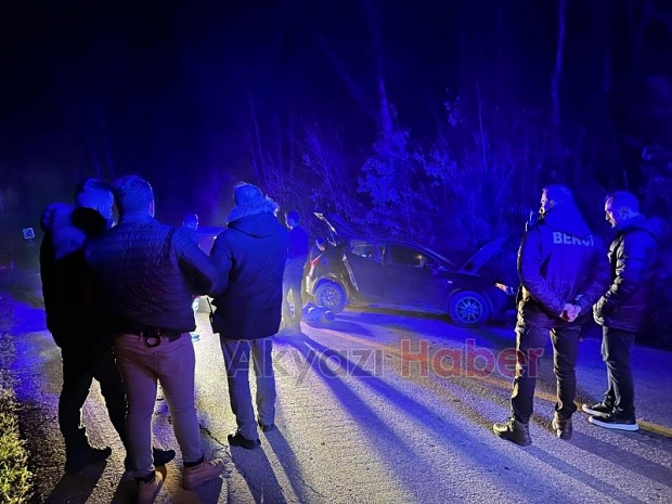 Akyazıda başlayan kovalamaca Hendekte kazayla noktalandı