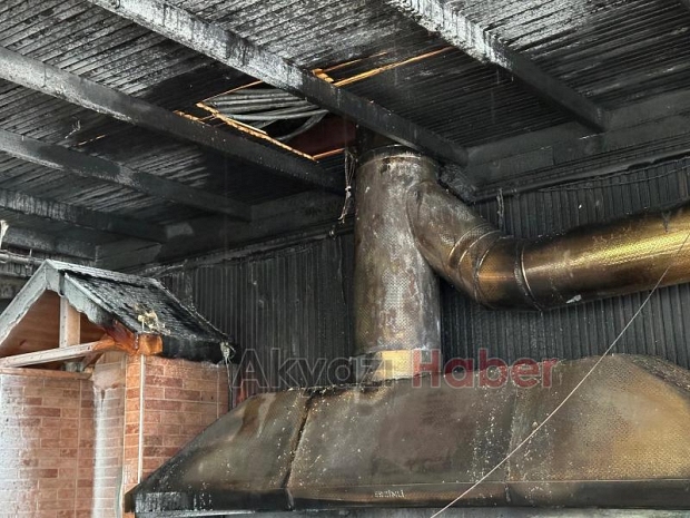 Hacıoğulları restoranda yangın bir ve ikinci katta hasar oluştu