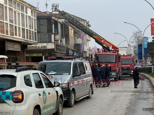 Hacıoğulları restoranda yangın bir ve ikinci katta hasar oluştu