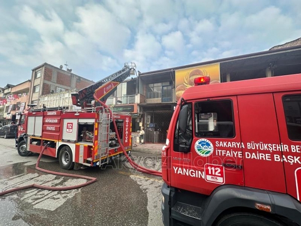 Hacıoğulları restoranda yangın bir ve ikinci katta hasar oluştu