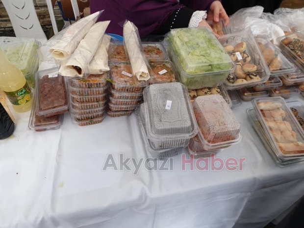 Akyazı Halk Eğitim Merkezi Kermesine Yoğun İlgi