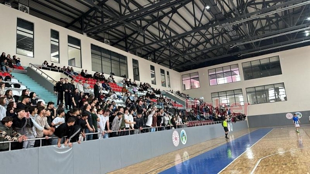 Akyazı'da futsal maçları nefesleri kesti