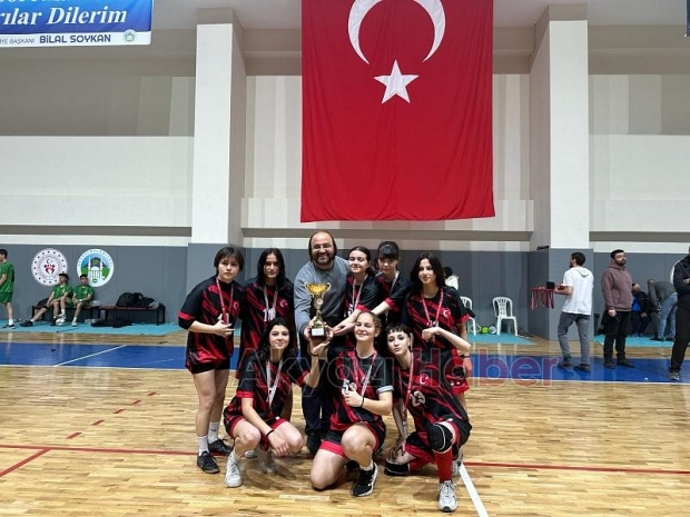 Akyazı'da futsal maçları nefesleri kesti