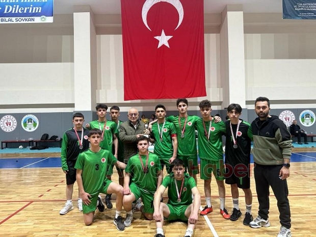 Akyazı'da futsal maçları nefesleri kesti
