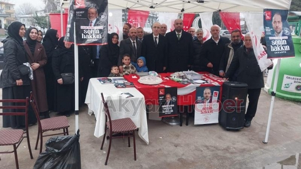 Saadet Partisi Başkan adayı Şeref Tan ve milletvekili vatandaşlarla buluştu