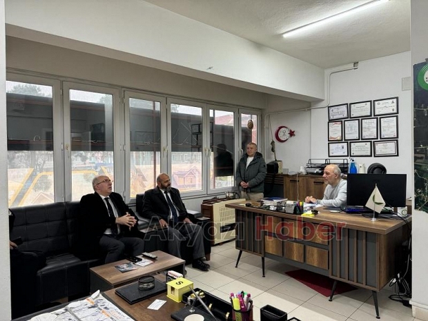 Saadet Partisi Başkan adayı Şeref Tan ve milletvekili vatandaşlarla buluştu