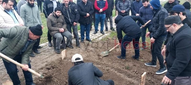 Enver Azdal defnedildi