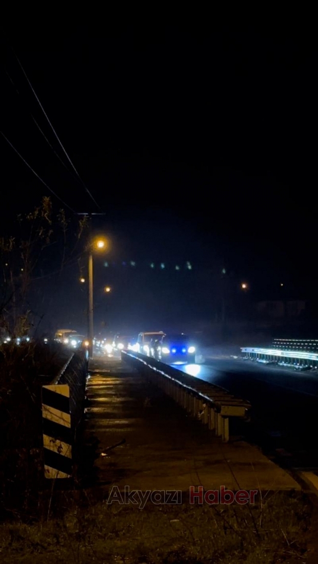 Osman Karaoğlan'dan Taşyatak'a 200 araçlık konvoyla seçim ziyareti