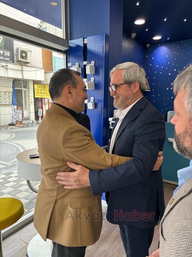 Hasan Akcan esnaf ve vatandaşın Ramazan ayını kutladı