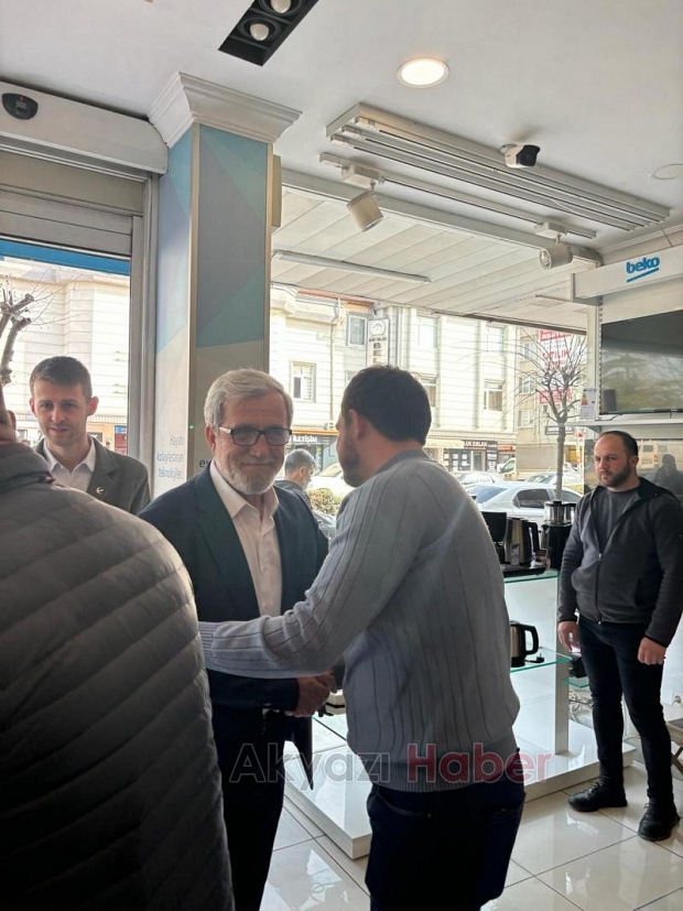 Hasan Akcan esnaf ve vatandaşın Ramazan ayını kutladı
