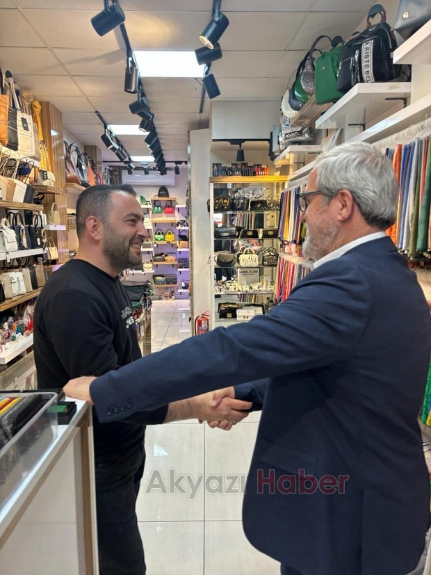 Hasan Akcan esnaf ve vatandaşın Ramazan ayını kutladı