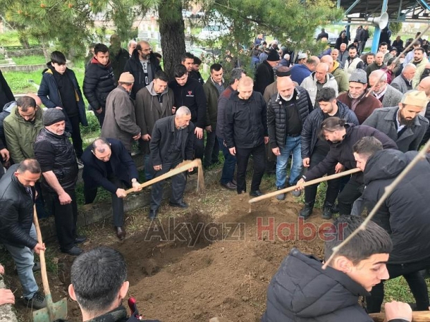 Traktör kazasında hayatını kaybetmişti toprağa verildi
