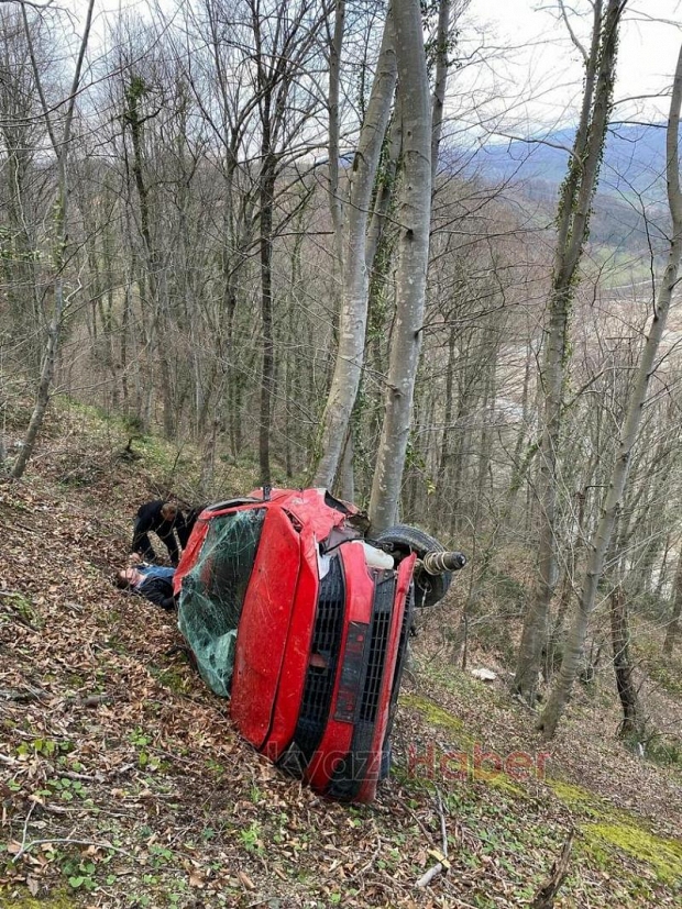 Taşyatak yolunda kaza 2 yaralı