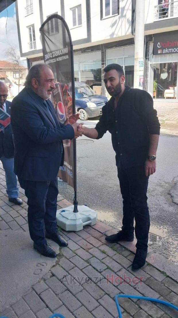 Şeref Tan Yani Cami esnafını ziyaret edip projelerini anlattı