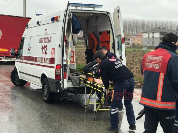 Ömercikler Mahallesi'nde Kaza 3 Yaralı 