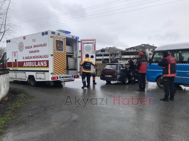 Ömercikler Mahallesi'nde Kaza 3 Yaralı 
