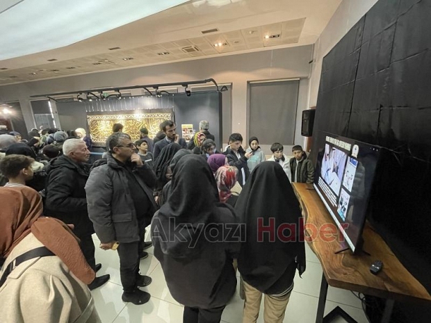 Kabe örtüleri ve mukaddes emanetler Sakaryada sergileniyor