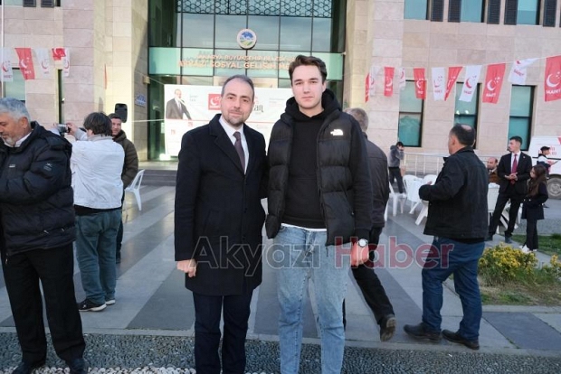Saadet Partisi Akyazı'da iftar programı düzenledi