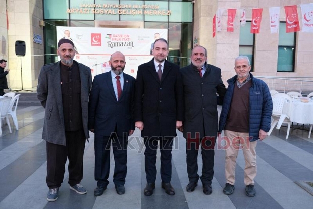 Saadet Partisi Akyazı'da iftar programı düzenledi