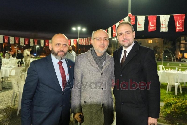 Saadet Partisi Akyazı'da iftar programı düzenledi