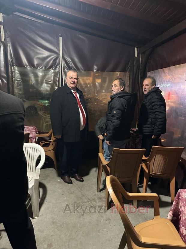 Muhsin Yazıcıoğlu için Akyazıda lokma dağıtıldı