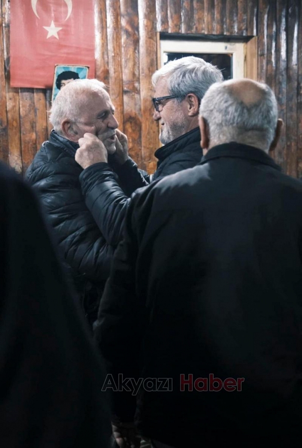 Hasan Akcan mahalle ziyaretleri yaptı, işçilerle buluştu
