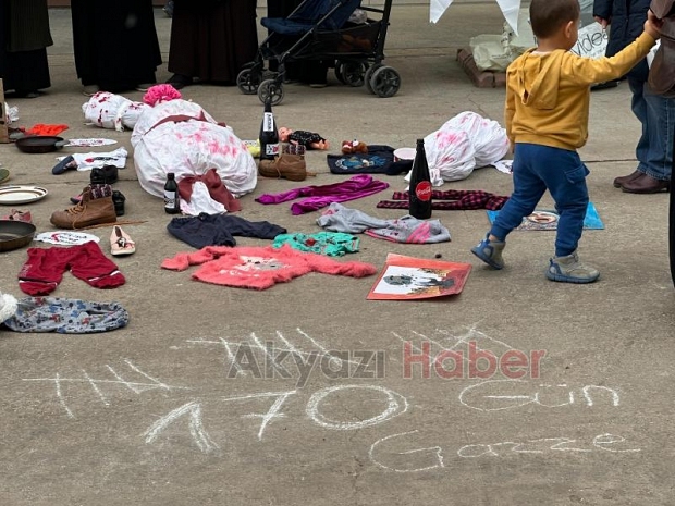 Gazze için Akyazıda sessiz eylem