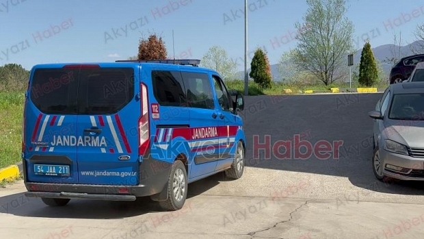 Konteynerde kalan şoför ölü bulundu 