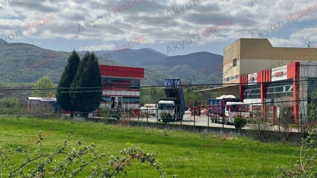 Konteynerde kalan şoför ölü bulundu 