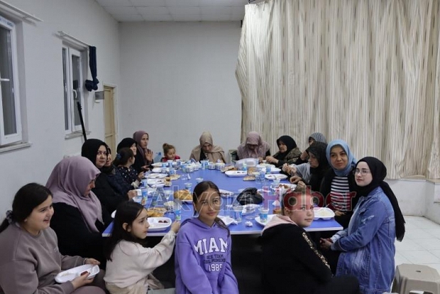 Vakıf mahallesi iftarda buluştu