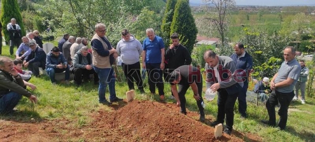Kazım Tosun son yolculuğuna uğurlandı.