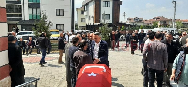Muhtar Mustafa Gündoğdu dualarla toprağa verildi