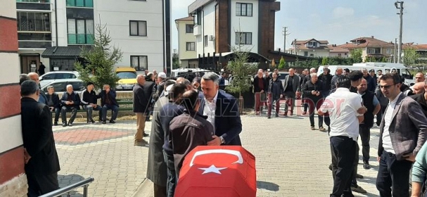 Muhtar Mustafa Gündoğdu dualarla toprağa verildi