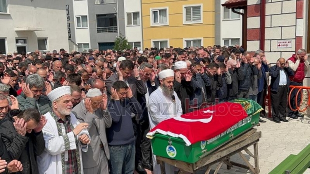 Muhtar Mustafa Gündoğdu dualarla toprağa verildi