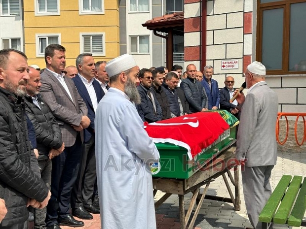 Muhtar Mustafa Gündoğdu dualarla toprağa verildi