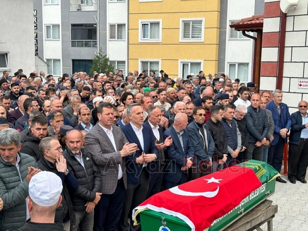Muhtar Mustafa Gündoğdu dualarla toprağa verildi