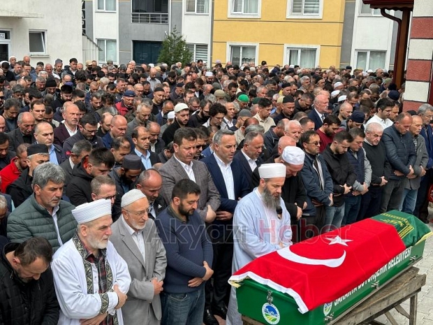 Muhtar Mustafa Gündoğdu dualarla toprağa verildi