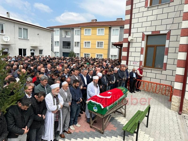 Muhtar Mustafa Gündoğdu dualarla toprağa verildi