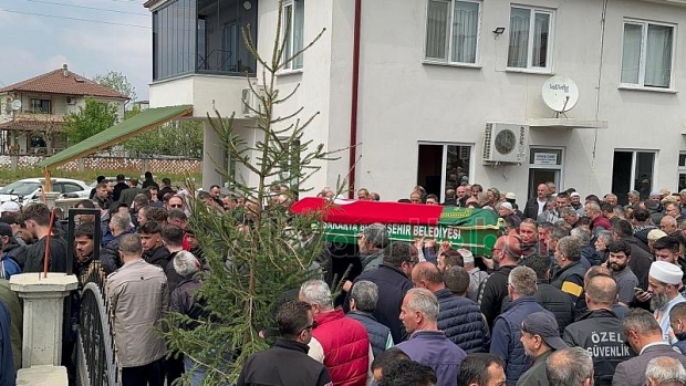 Muhtar Mustafa Gündoğdu dualarla toprağa verildi