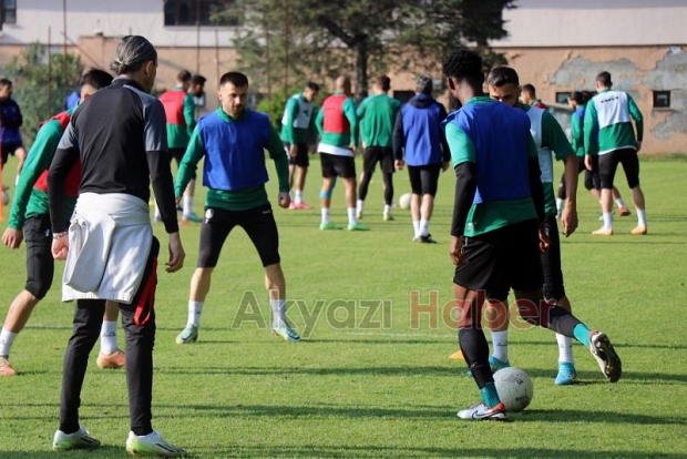 Sakaryaspor, Erzurumspor maçı hazırlıklarını sürdürdü