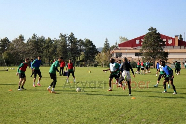 Sakaryaspor, Erzurumspor maçı hazırlıklarını sürdürdü