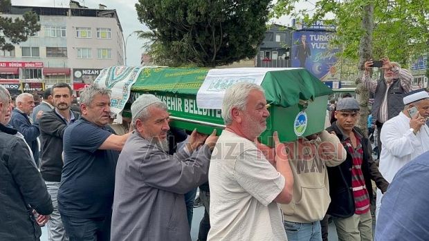 Turgay Özcan defnedildi