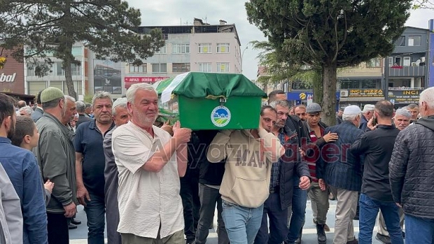 Turgay Özcan defnedildi