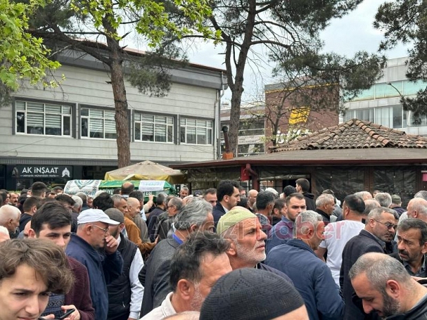 Turgay Özcan defnedildi
