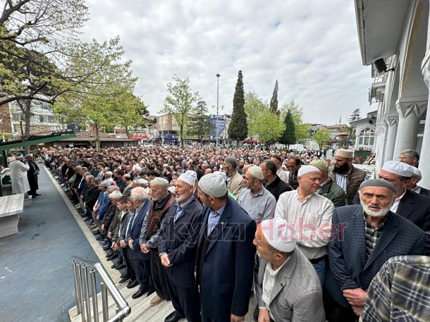 Turgay Özcan defnedildi
