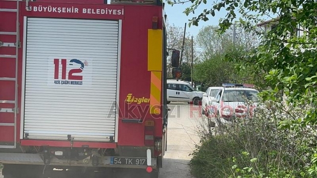 Korku dolu anlar! Ayağını çapa makinesine kaptırdı