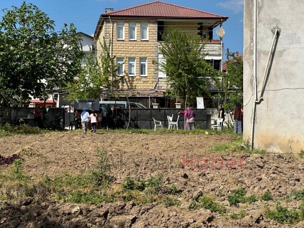 Ayağını çapa makinesine kaptıran yaşlı adam kurtarılamadı