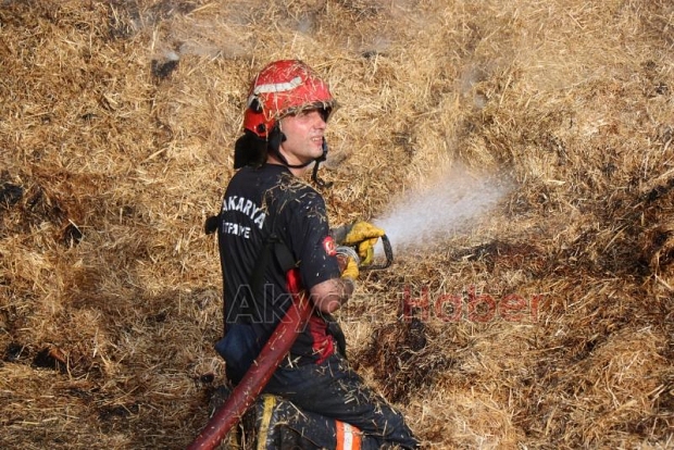 Besi çiftliğindeki yangında kurbanlıklar telef olmaması için kesildi