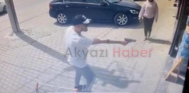Markette dehşet anları kamerada