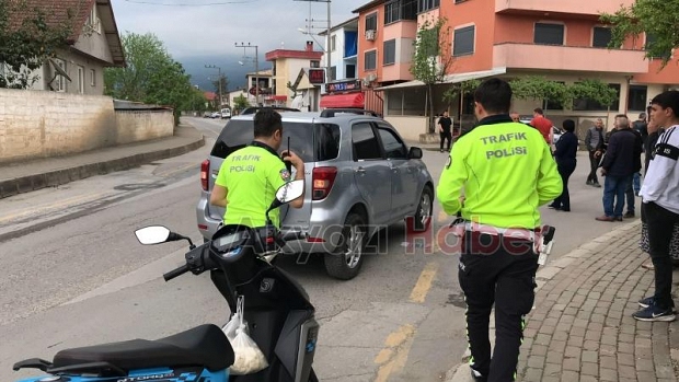 Cadde'de Cip yaya'ya çarptı 
